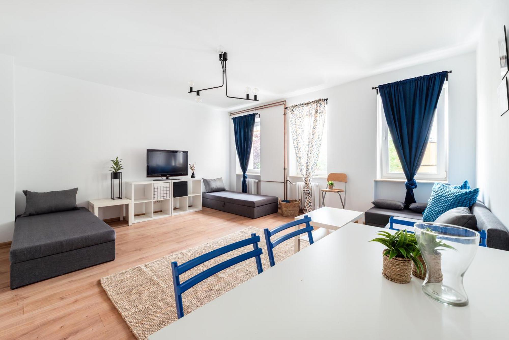 Apartment Kosciuszki Square Retreat, Fiesta ! Gdynia